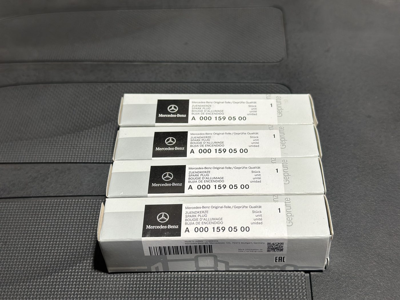 Genuine Mercedes-Benz spark plugs